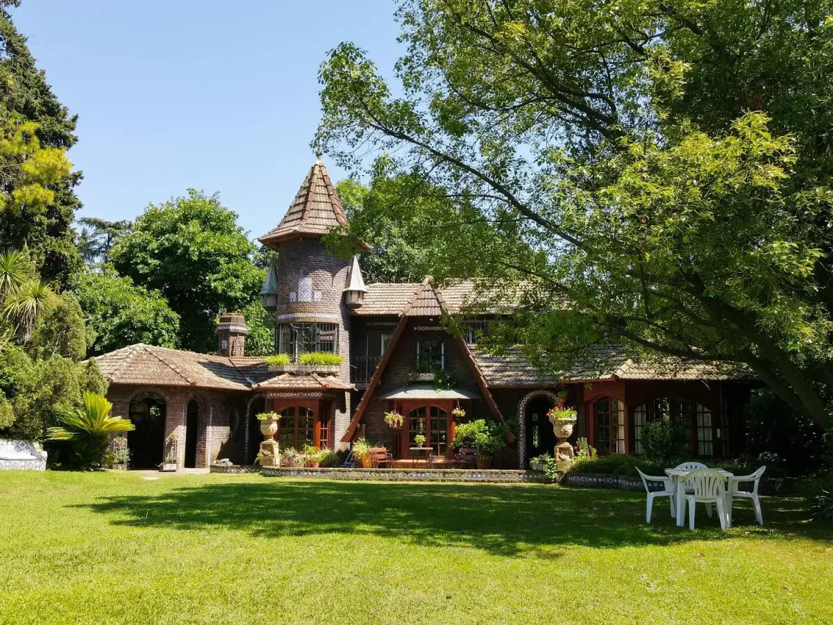 Barrio El Trébol, Ezeiza - Toribio Achával